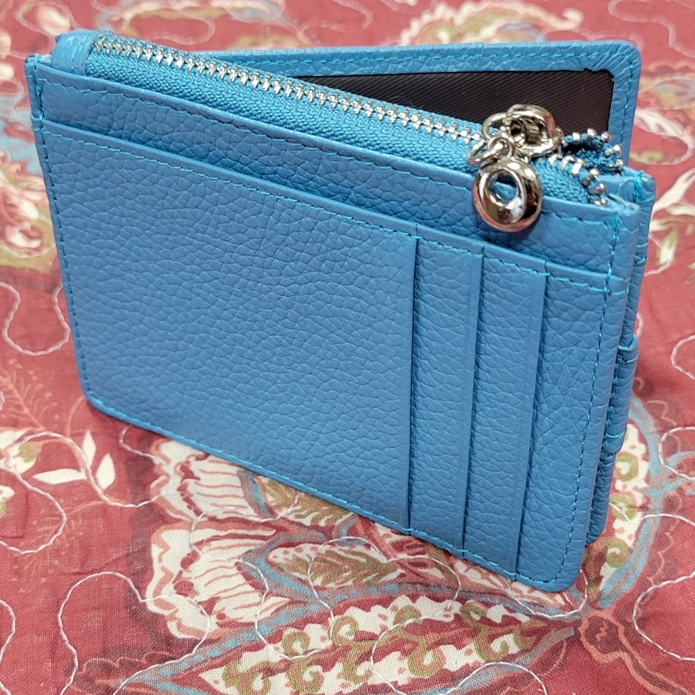 NWOT- RFID Faux Leather Card Holder w/ID Window Flap & Zipper Pocket - Picture 4 of 6